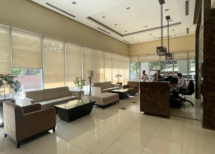 Staycation Near Slmec, Us Embassy And Supreme Court *